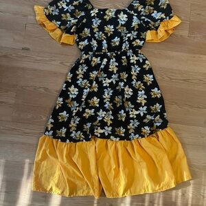 Floral Yellow and Black womans Dress